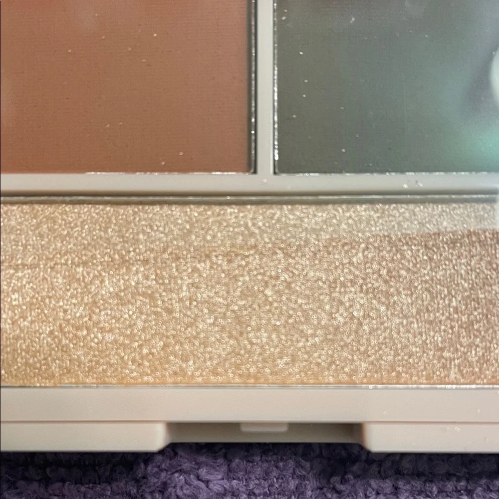 Revolution Contour Powder Compact - Medium